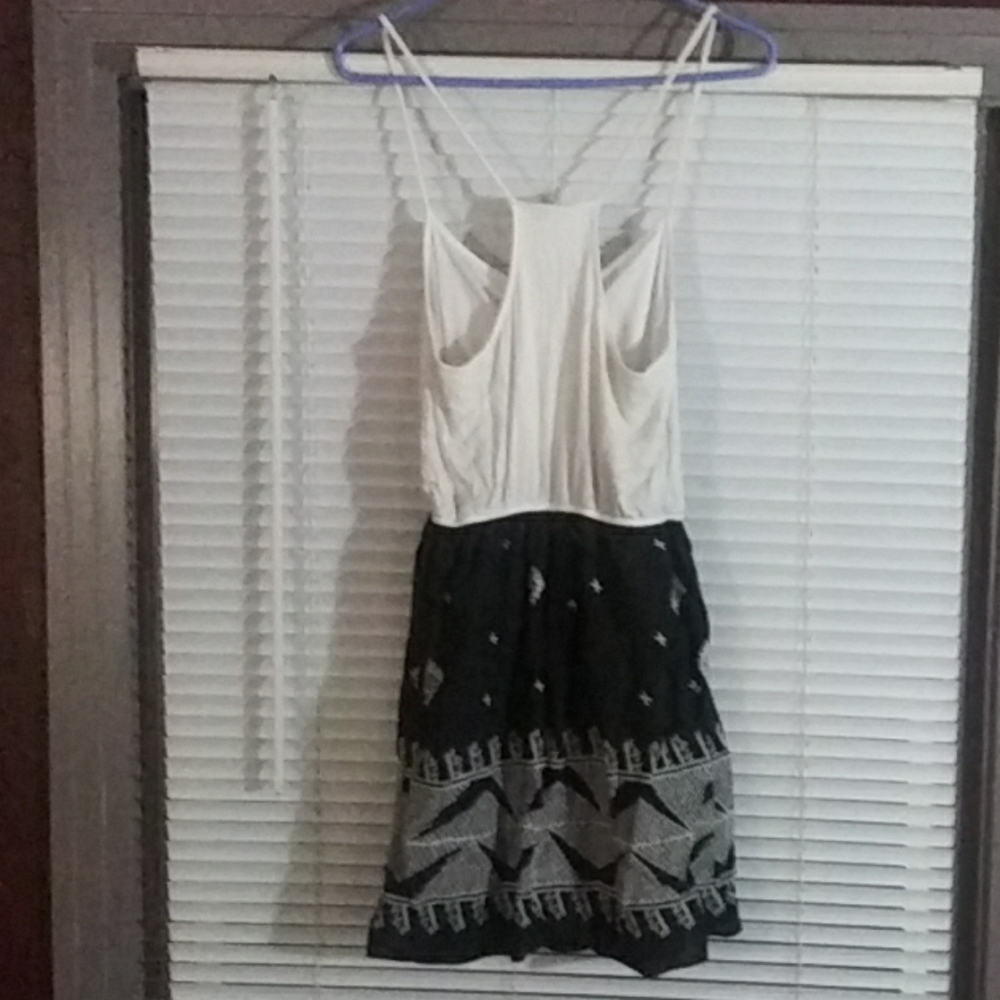 DRESS - Picture 2 of 2